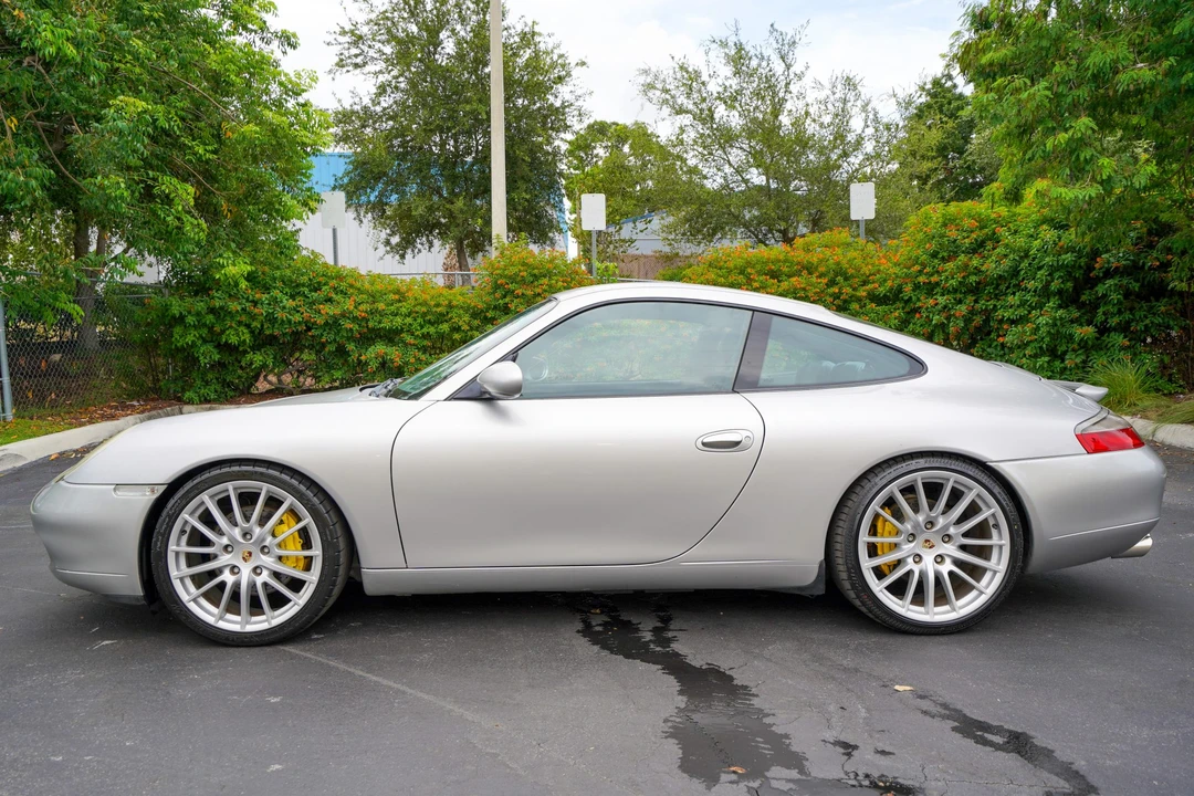 1999 Porsche 996 Carrera - Image 23 of 31
