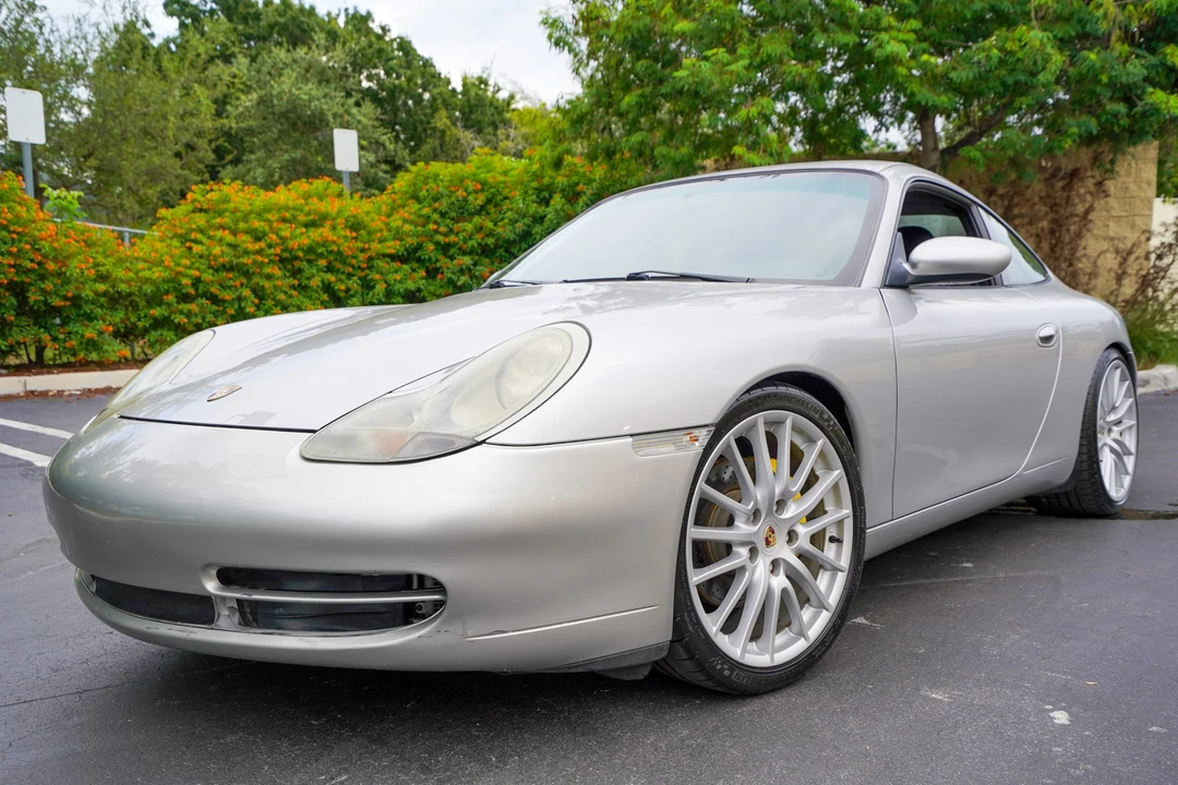 1999 Porsche 996 Carrera - Image 10 of 31