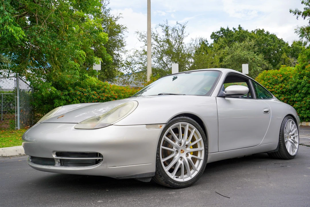 1999 Porsche 996 Carrera - Image 14 of 31