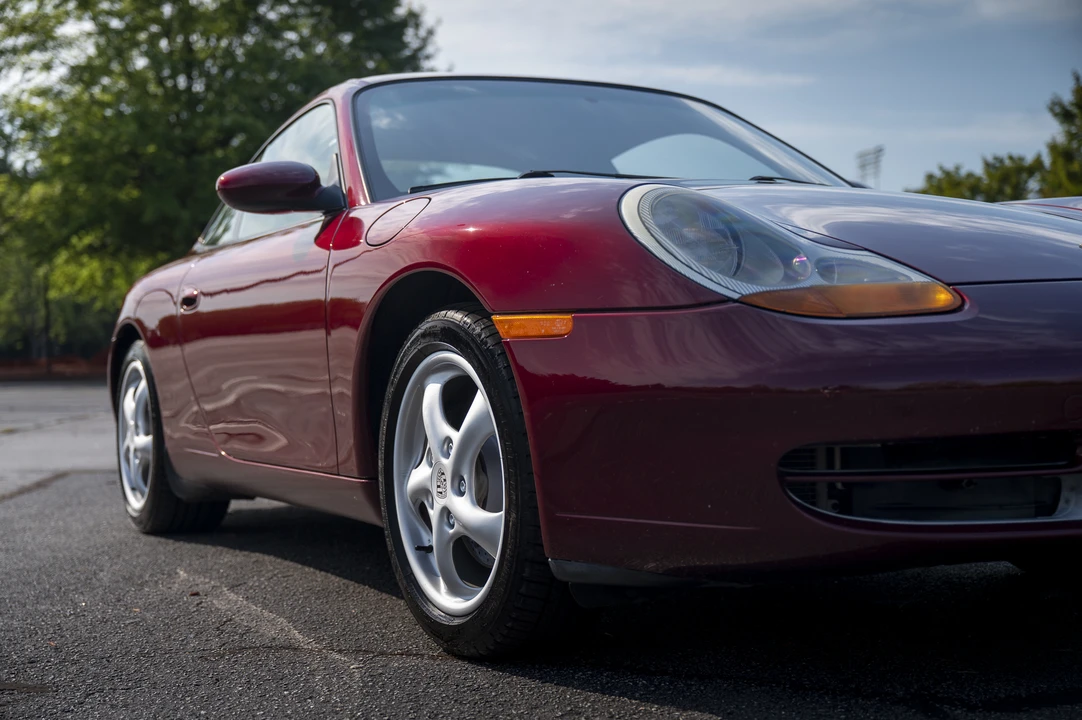 1999 Porsche 996 Carrera - Image 29 of 31