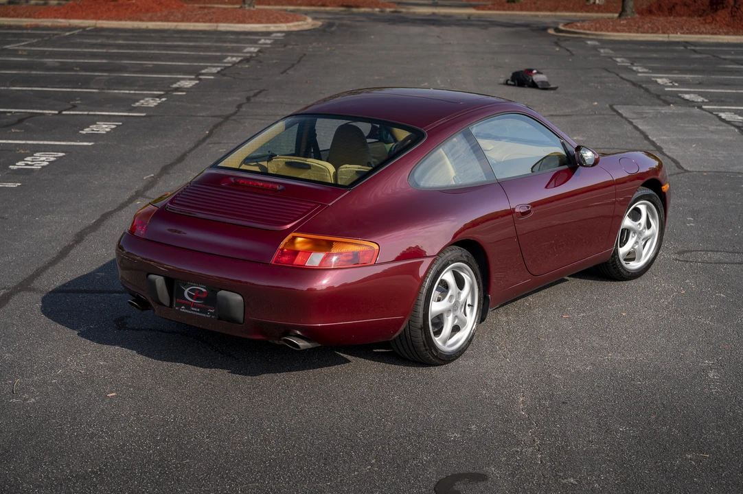 1999 Porsche 996 Carrera - Image 15 of 31