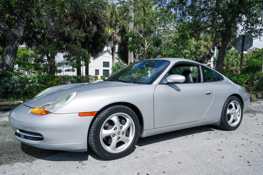 1999 Porsche 996 Carrera - Image 27 of 31