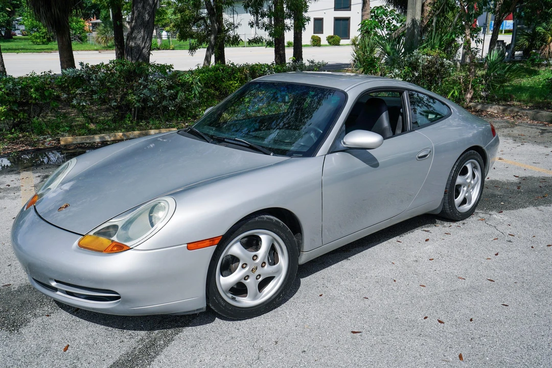 1999 Porsche 996 Carrera - Image 25 of 31