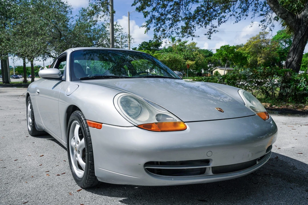 1999 Porsche 996 Carrera - Image 21 of 31