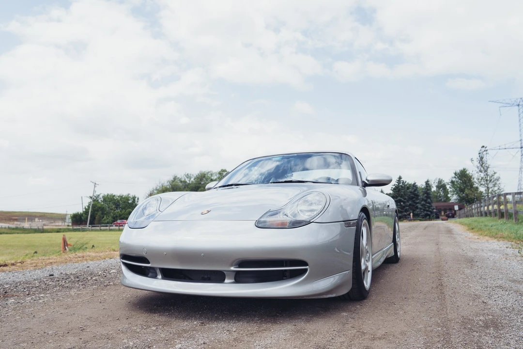 1999 Porsche 996 Carrera - Image 9 of 31