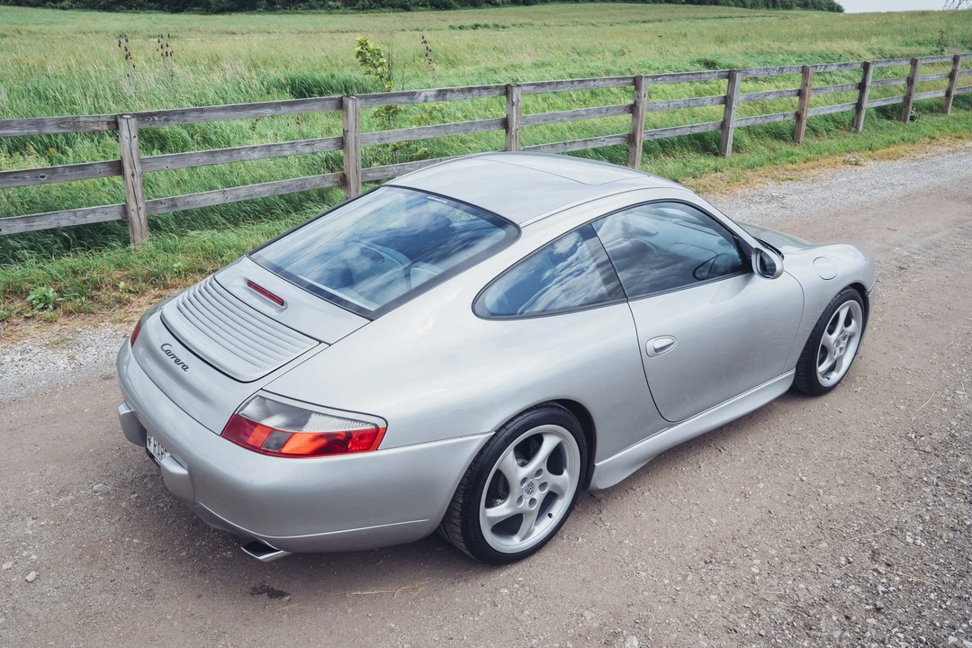 1999 Porsche 996 Carrera - Image 17 of 31
