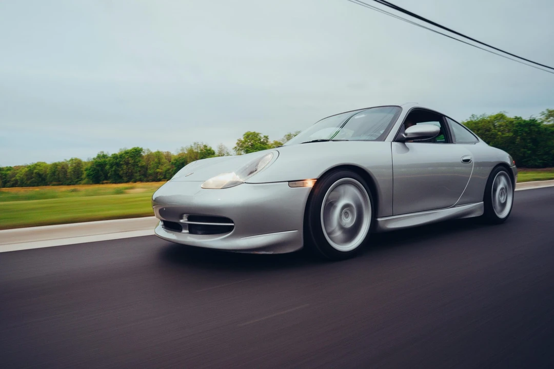 1999 Porsche 996 Carrera - Image 23 of 31