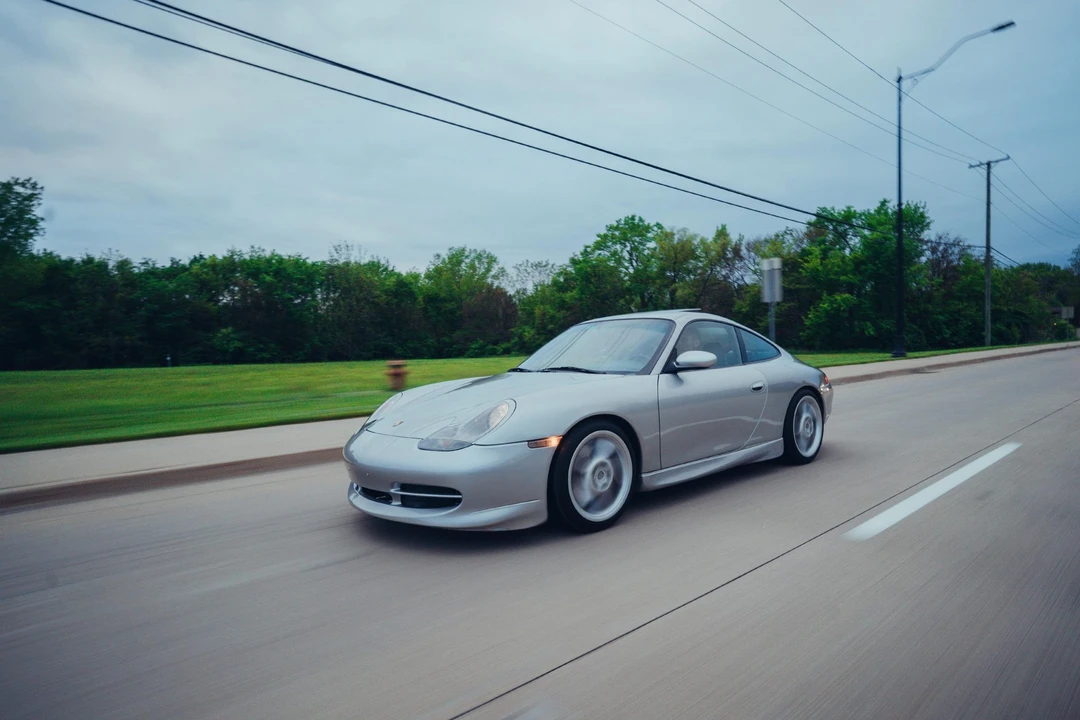 1999 Porsche 996 Carrera - Image 30 of 31