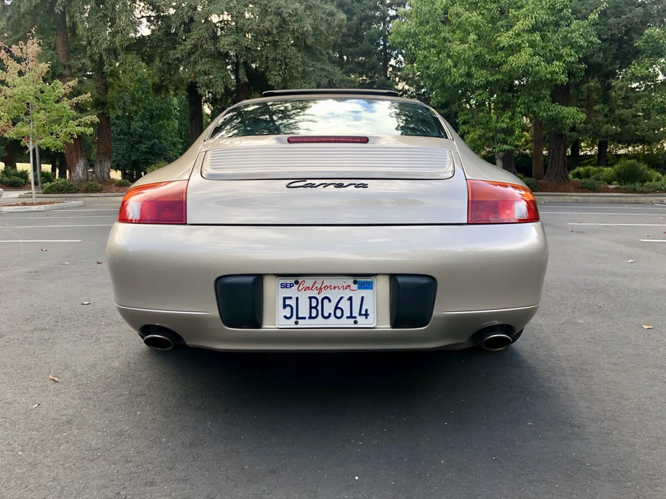1999 Porsche 996 Carrera - Image 10 of 31