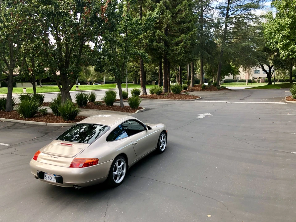 1999 Porsche 996 Carrera - Image 26 of 31