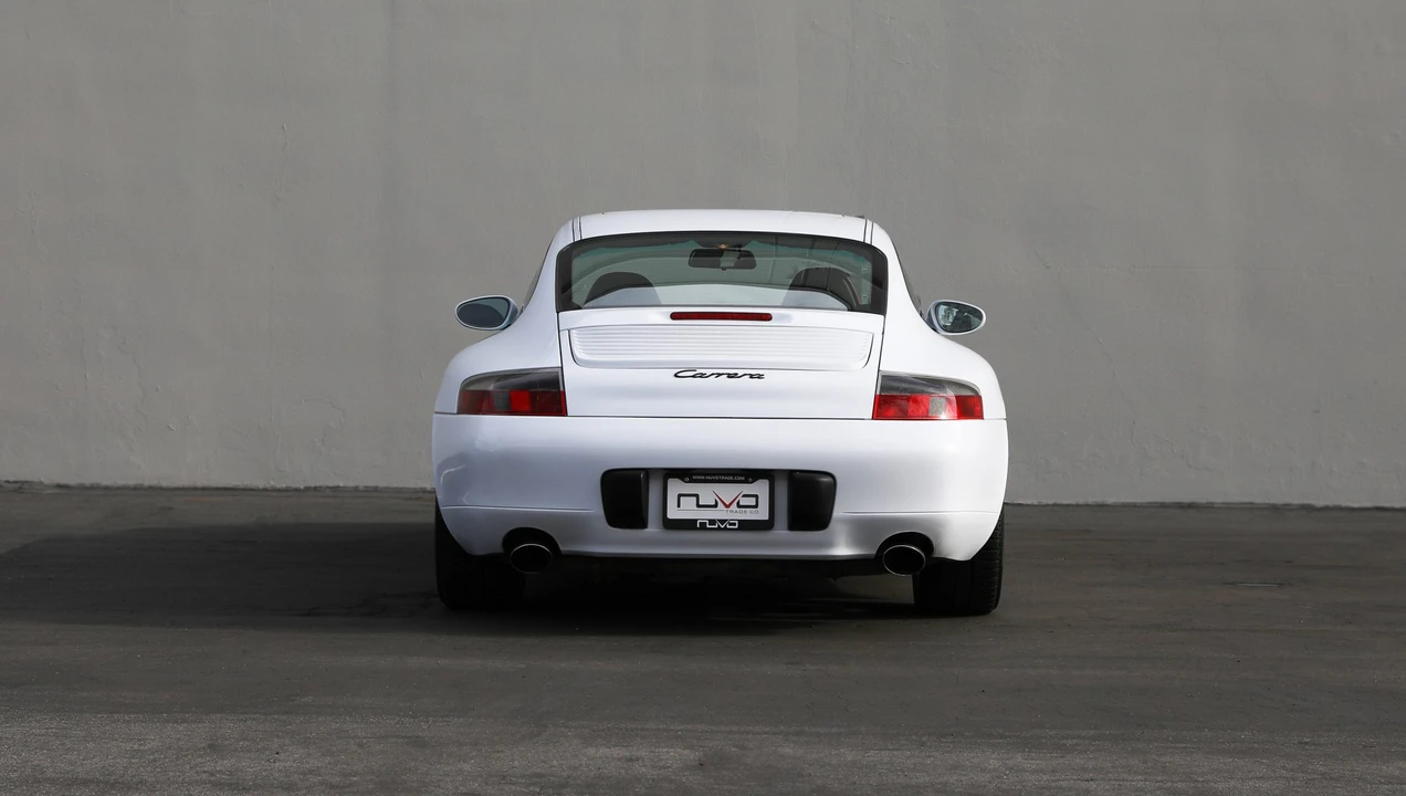 1999 Porsche 996 Carrera - Image 12 of 31