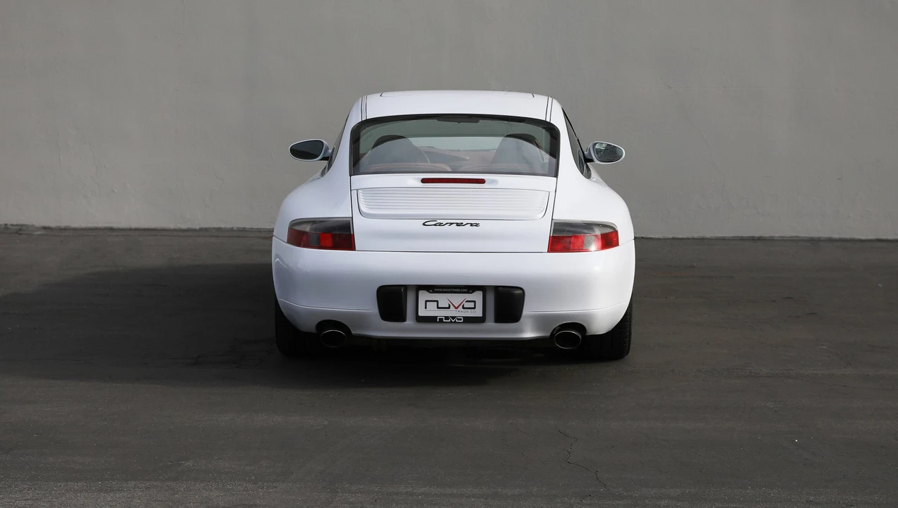 1999 Porsche 996 Carrera - Image 11 of 31