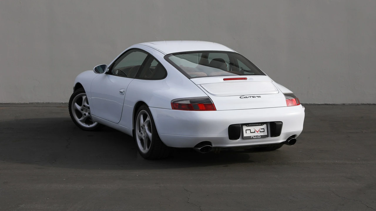 1999 Porsche 996 Carrera - Image 14 of 31