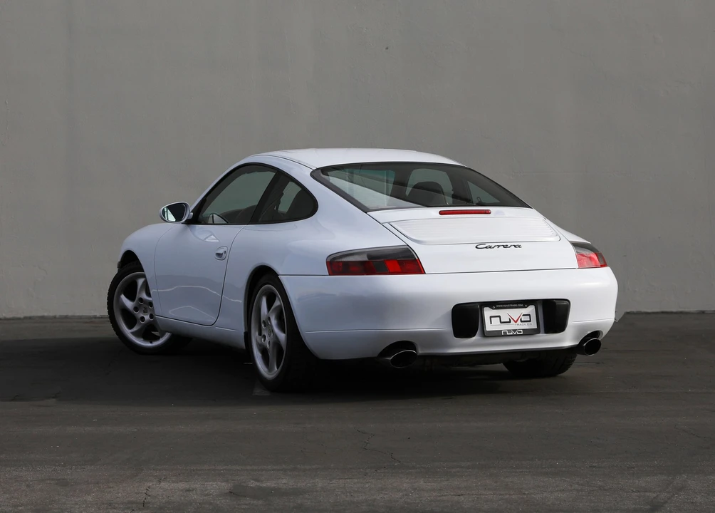 1999 Porsche 996 Carrera - Image 13 of 31