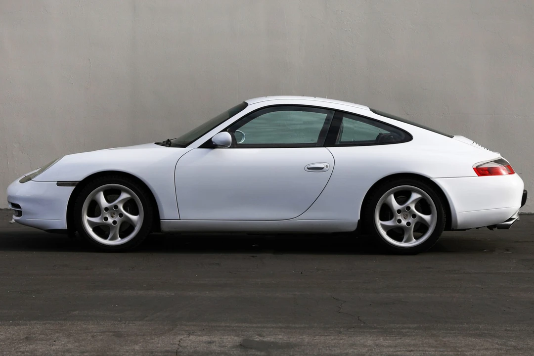 1999 Porsche 996 Carrera - Image 17 of 31