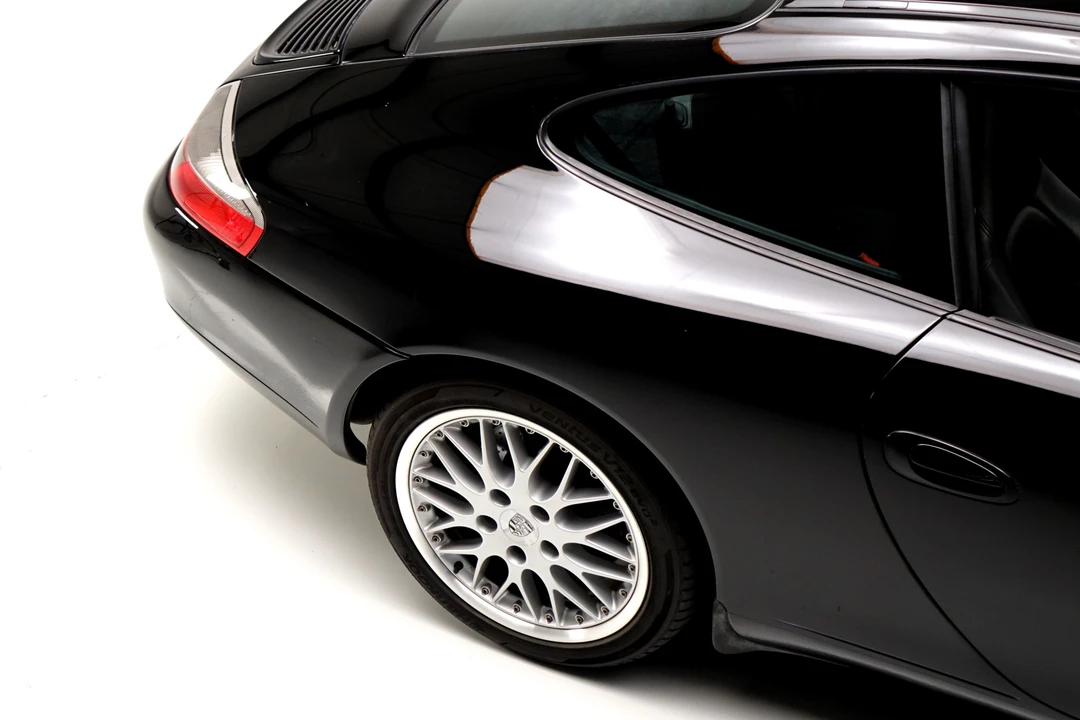 1999 Porsche 996 Carrera - Image 24 of 31