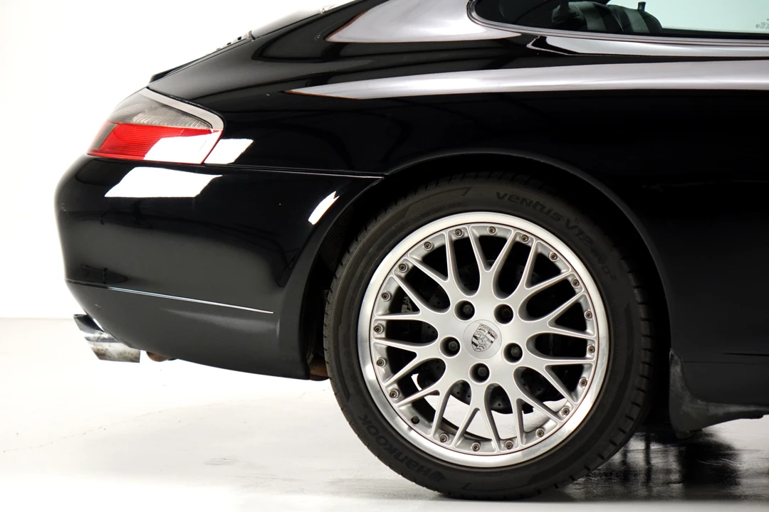 1999 Porsche 996 Carrera - Image 26 of 31