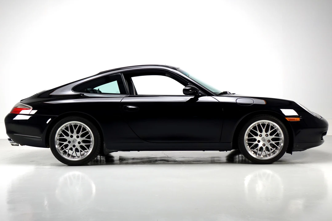 1999 Porsche 996 Carrera - Image 9 of 31