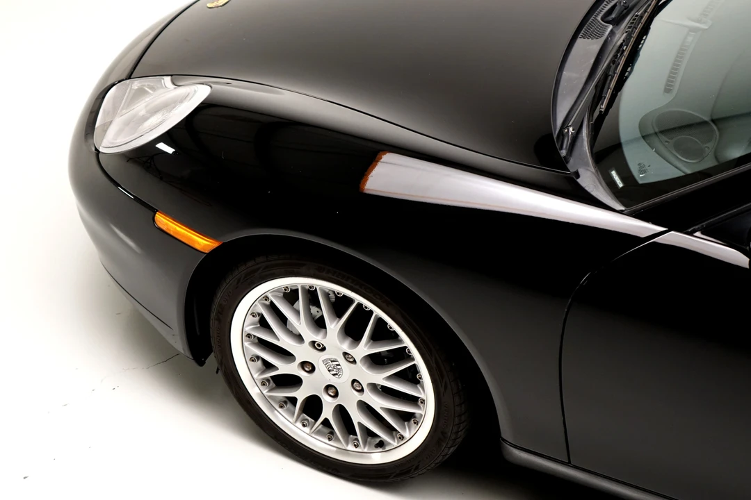 1999 Porsche 996 Carrera - Image 28 of 31