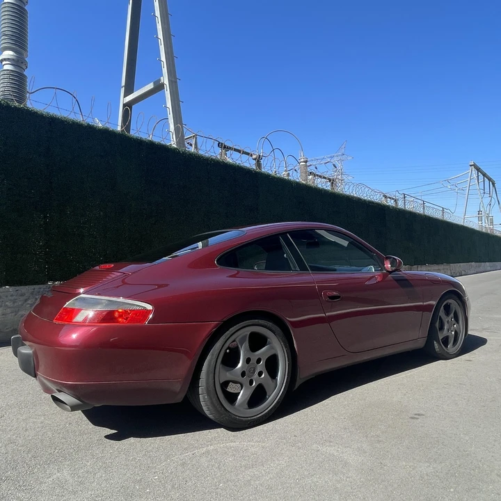 1999 Porsche 996 Carrera - Image 12 of 31