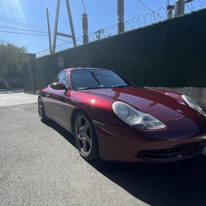1999 Porsche 996 Carrera - Image 10 of 31