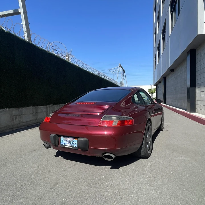 1999 Porsche 996 Carrera - Image 16 of 31