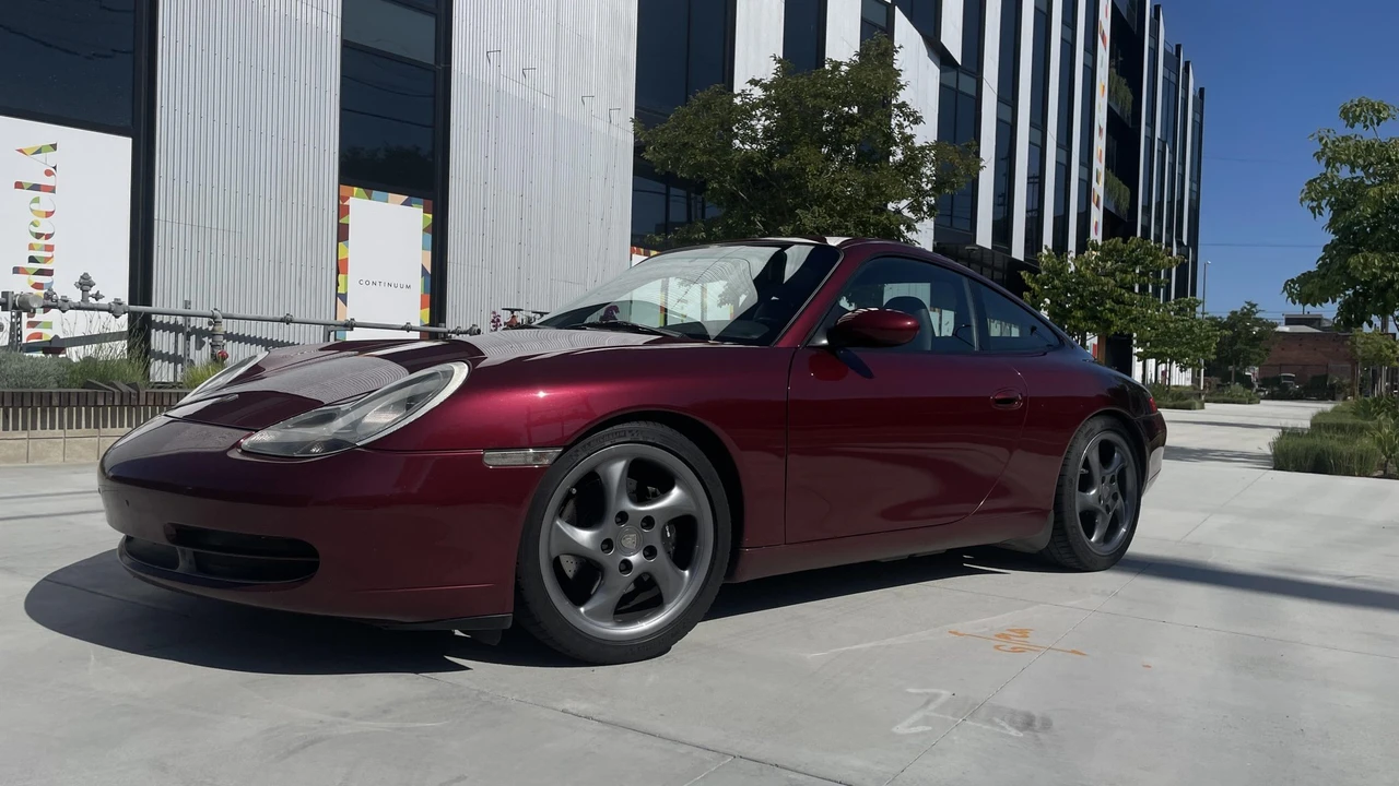 1999 Porsche 996 Carrera - Image 28 of 31
