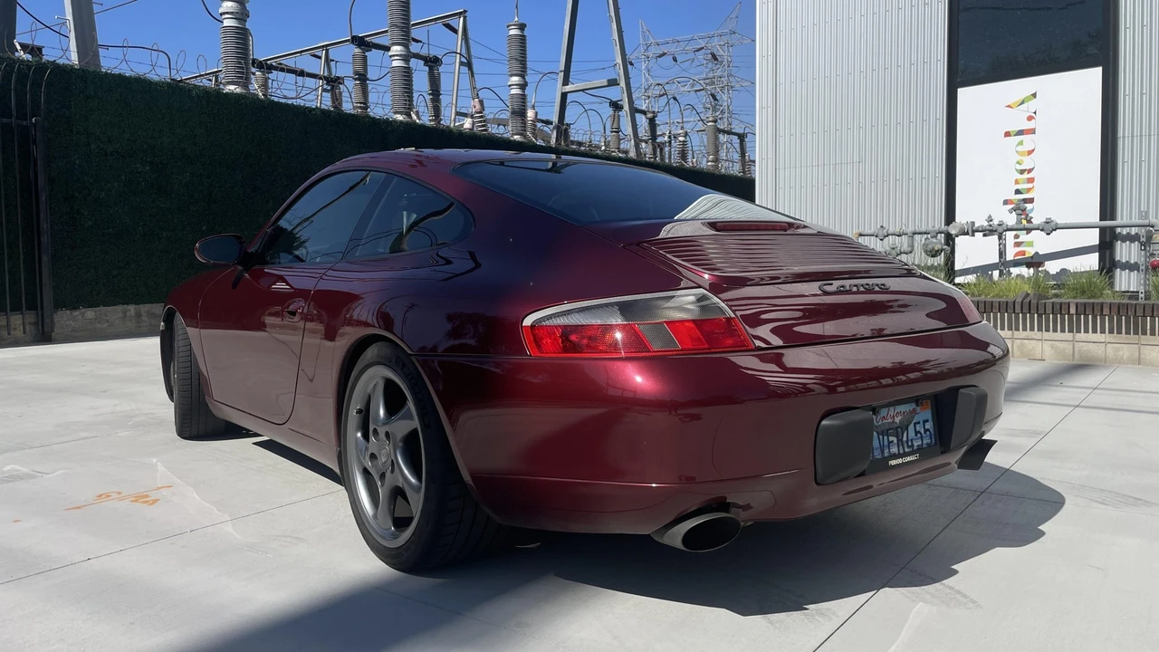 1999 Porsche 996 Carrera - Image 26 of 31
