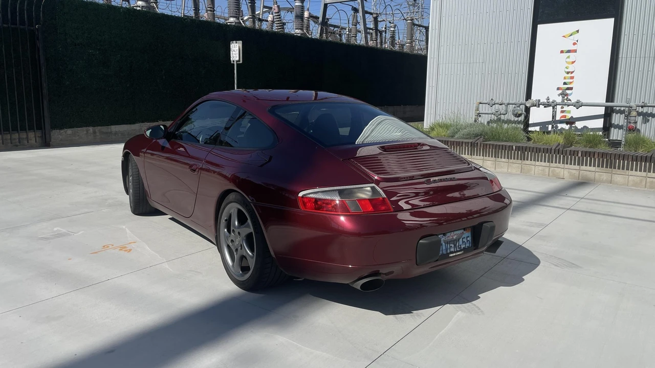 1999 Porsche 996 Carrera - Image 23 of 31