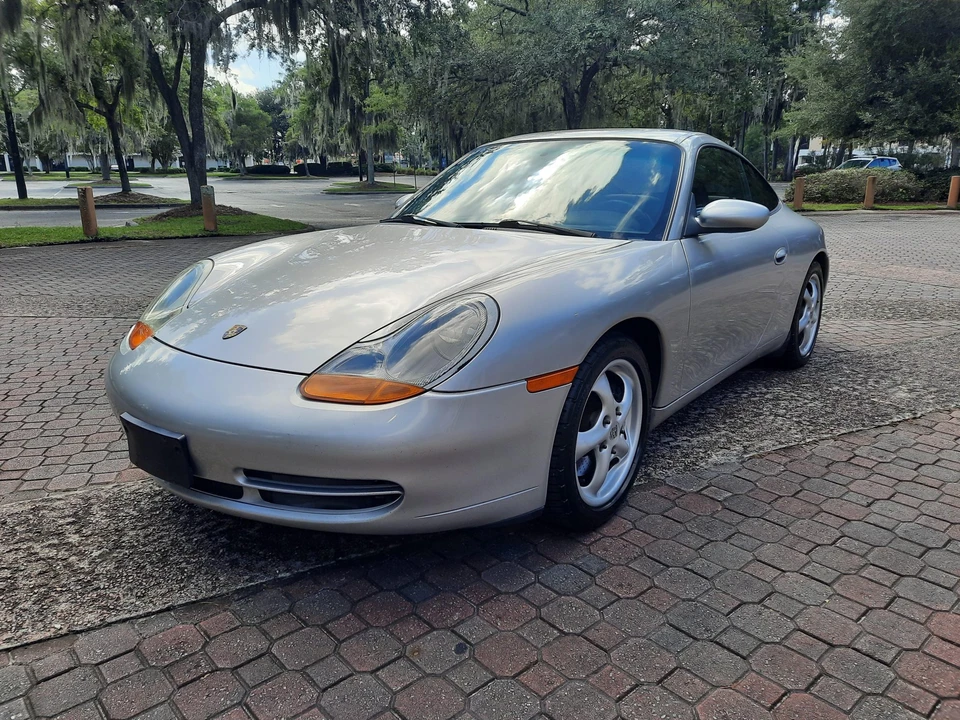 1999 Porsche 996 Carrera - Image 9 of 31