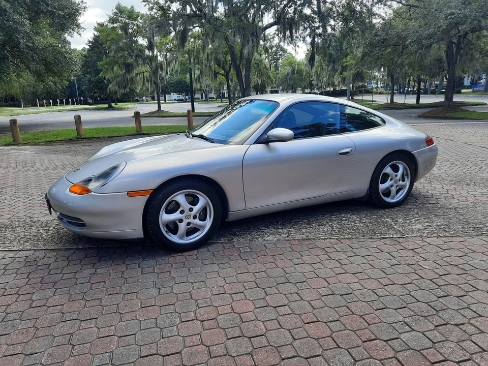 1999 Porsche 996 Carrera - Image 17 of 31