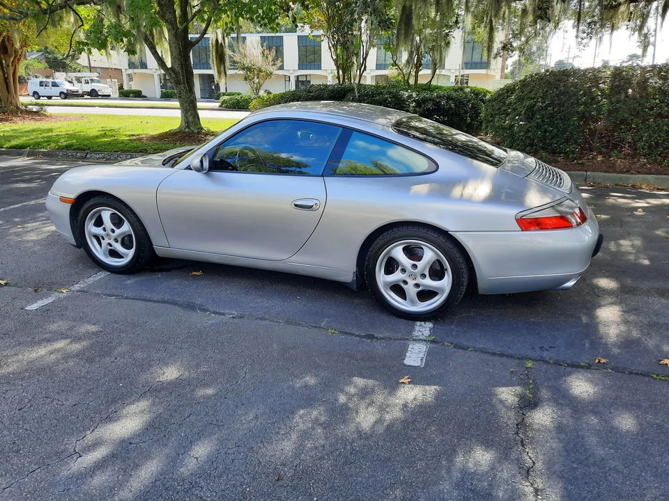 1999 Porsche 996 Carrera - Image 30 of 31