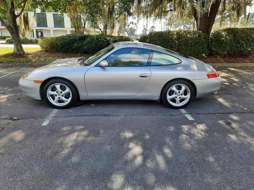 1999 Porsche 996 Carrera - Image 23 of 31
