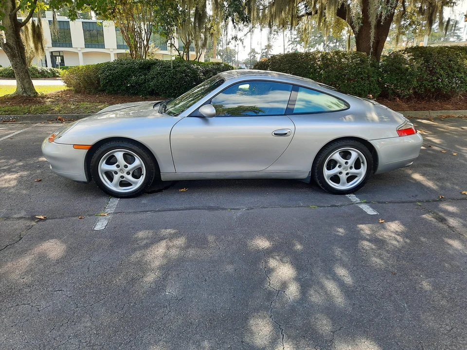 1999 Porsche 996 Carrera - Image 25 of 31