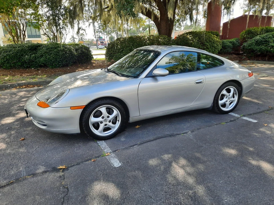 1999 Porsche 996 Carrera - Image 16 of 31