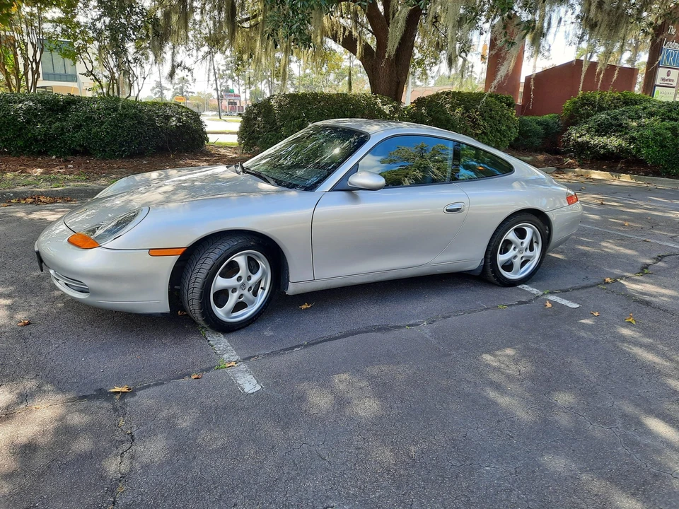 1999 Porsche 996 Carrera - Image 19 of 31