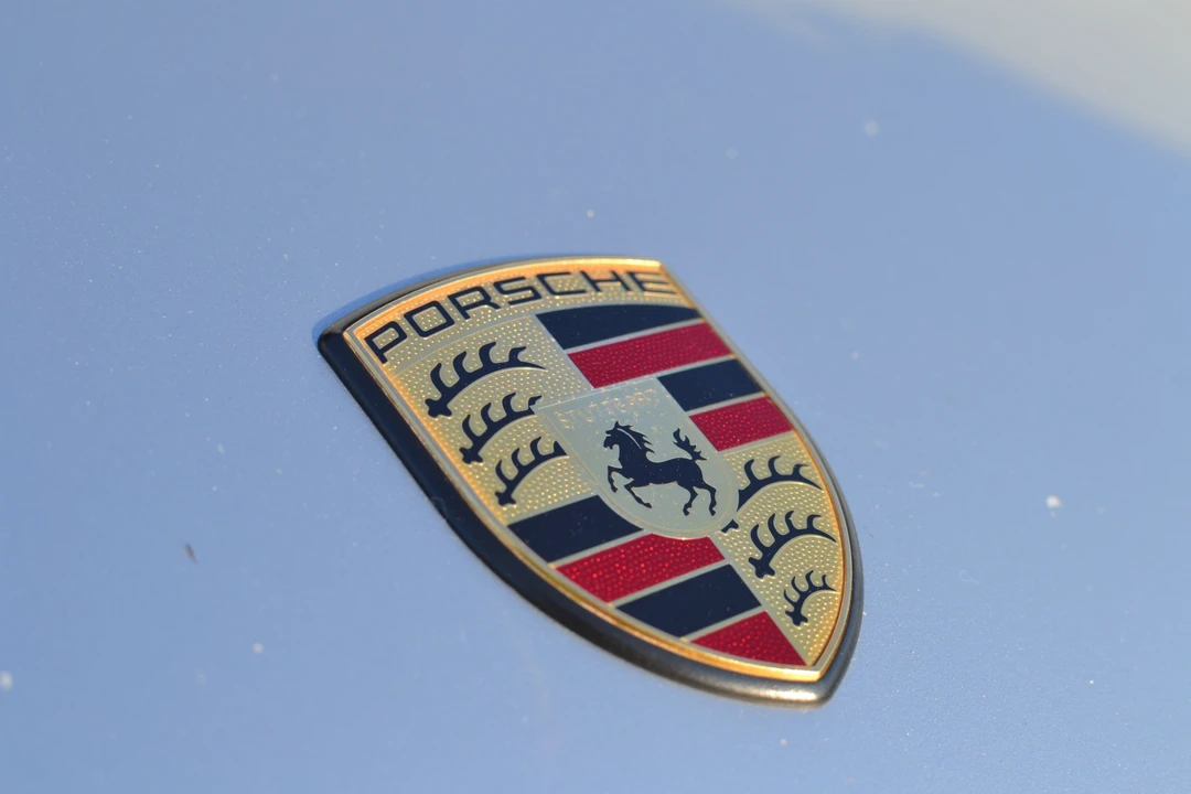 1999 Porsche 996 Carrera - Image 14 of 31