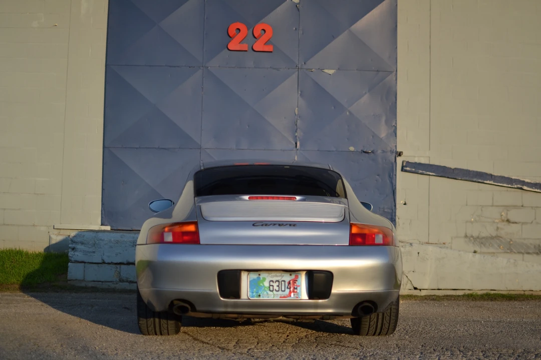1999 Porsche 996 Carrera - Image 10 of 31