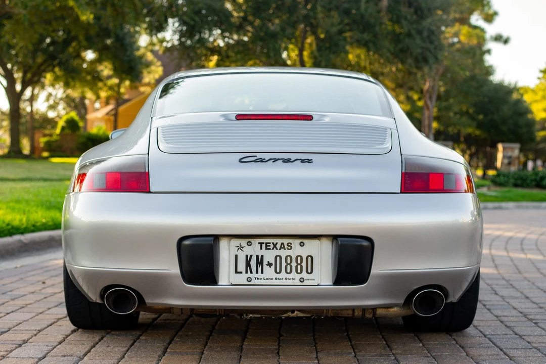 1999 Porsche 996 Carrera - Image 13 of 31