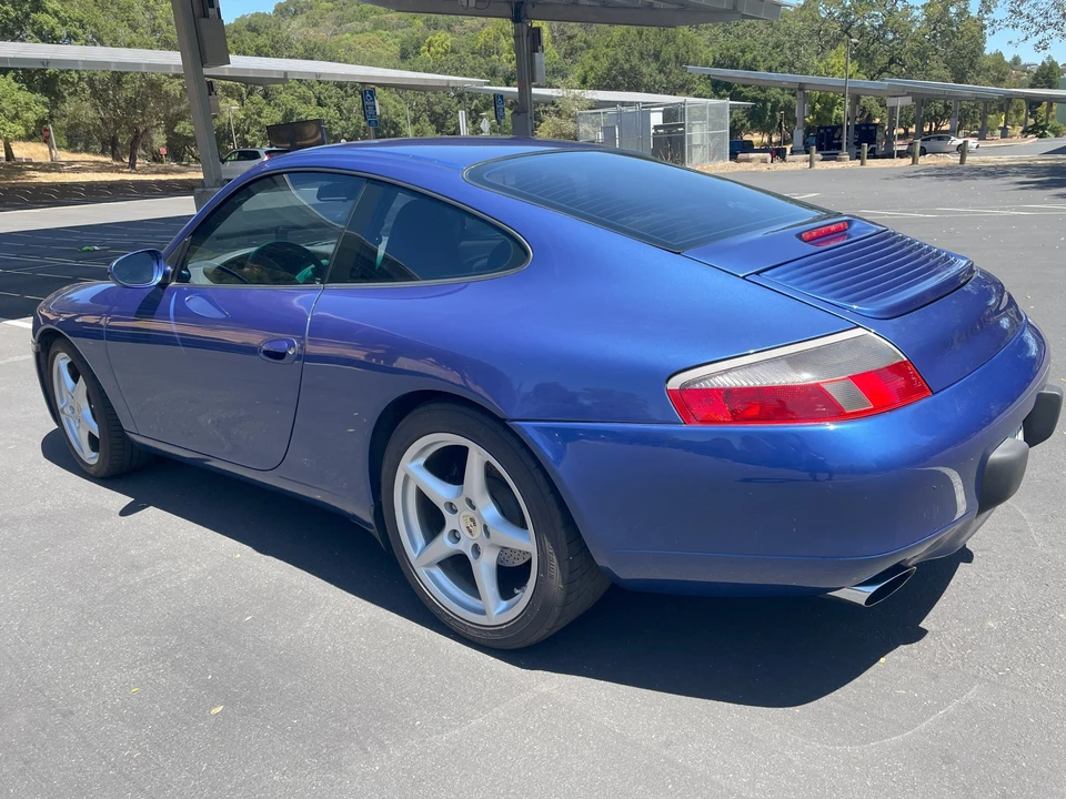 1999 Porsche 996 Carrera - Image 9 of 31