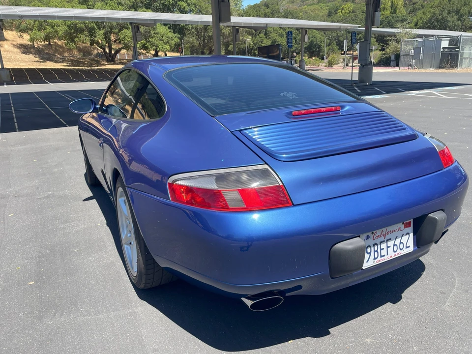 1999 Porsche 996 Carrera - Image 10 of 31