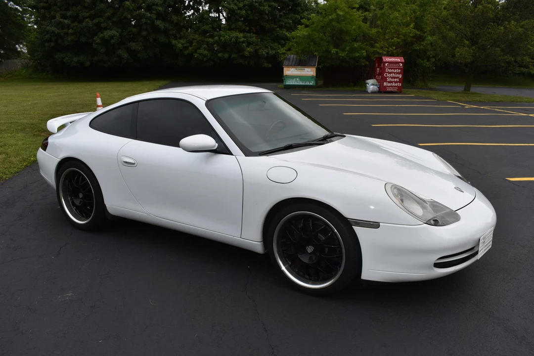 1999 Porsche 996 Carrera - Image 17 of 31