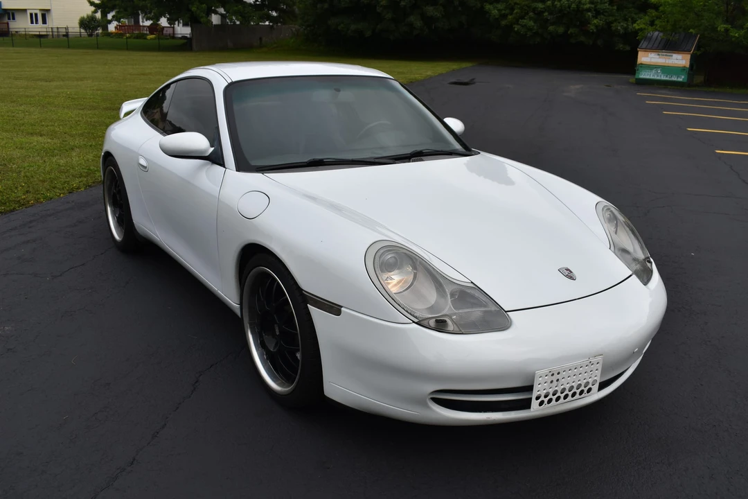 1999 Porsche 996 Carrera - Image 14 of 31