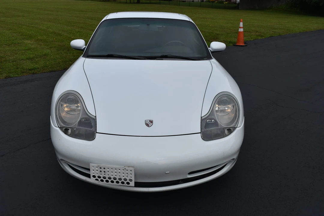 1999 Porsche 996 Carrera - Image 12 of 31