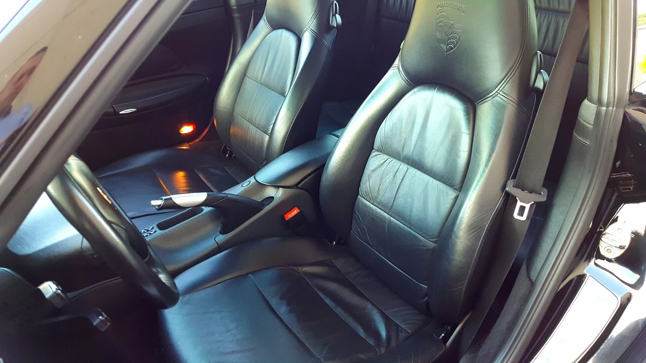1999 Porsche 996 Carrera - Image 25 of 31