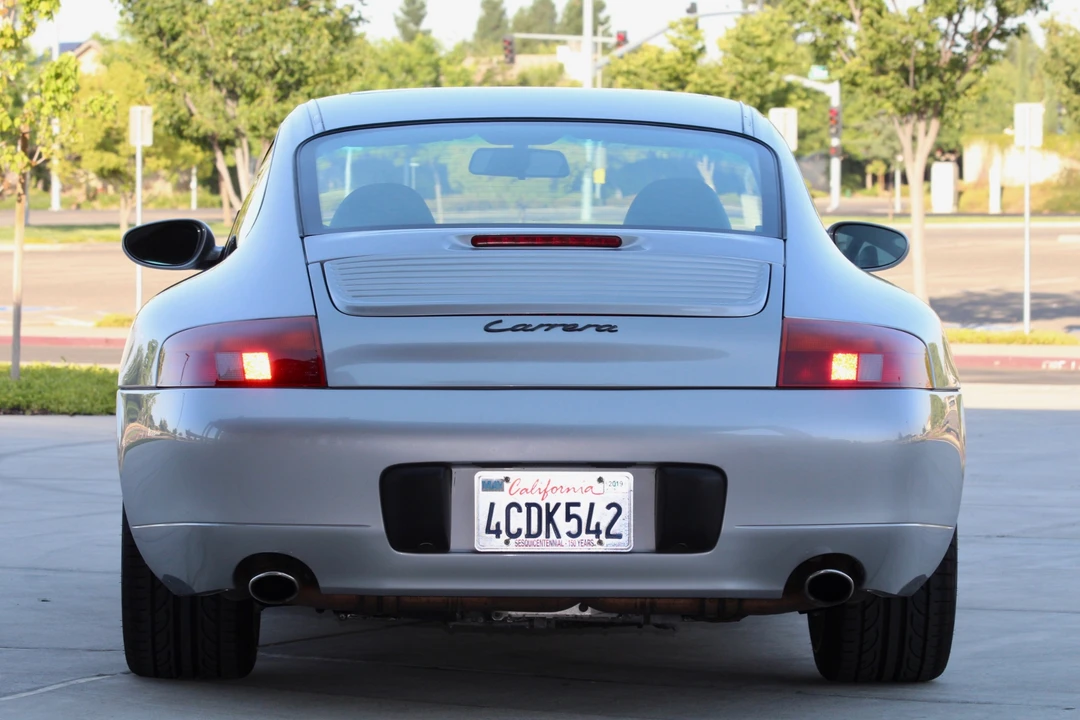 1999 Porsche 996 Carrera - Image 16 of 31