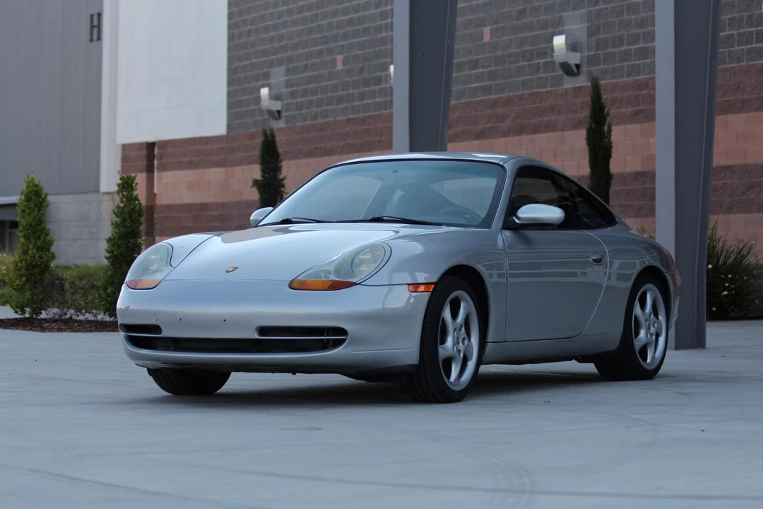 1999 Porsche 996 Carrera - Image 9 of 31