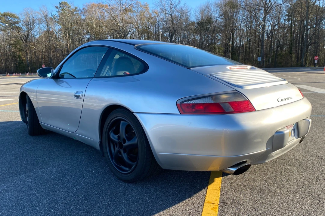 1999 Porsche 996 Carrera - Image 9 of 31