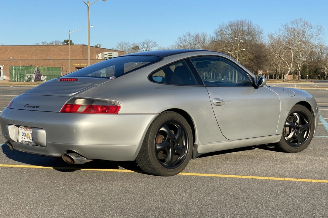 1999 Porsche 996 Carrera - Image 15 of 31