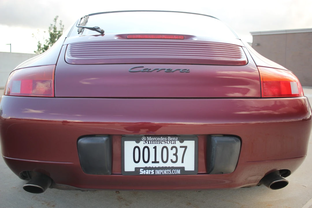 1999 Porsche 996 Carrera - Image 27 of 31